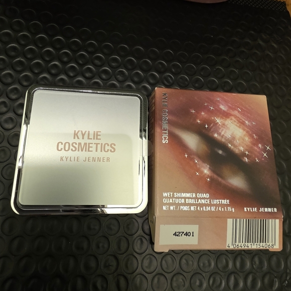 Kylie Wet Shimmer Quad original/neutral Shimmer. Imperfect, Brand New - Picture 8 of 11